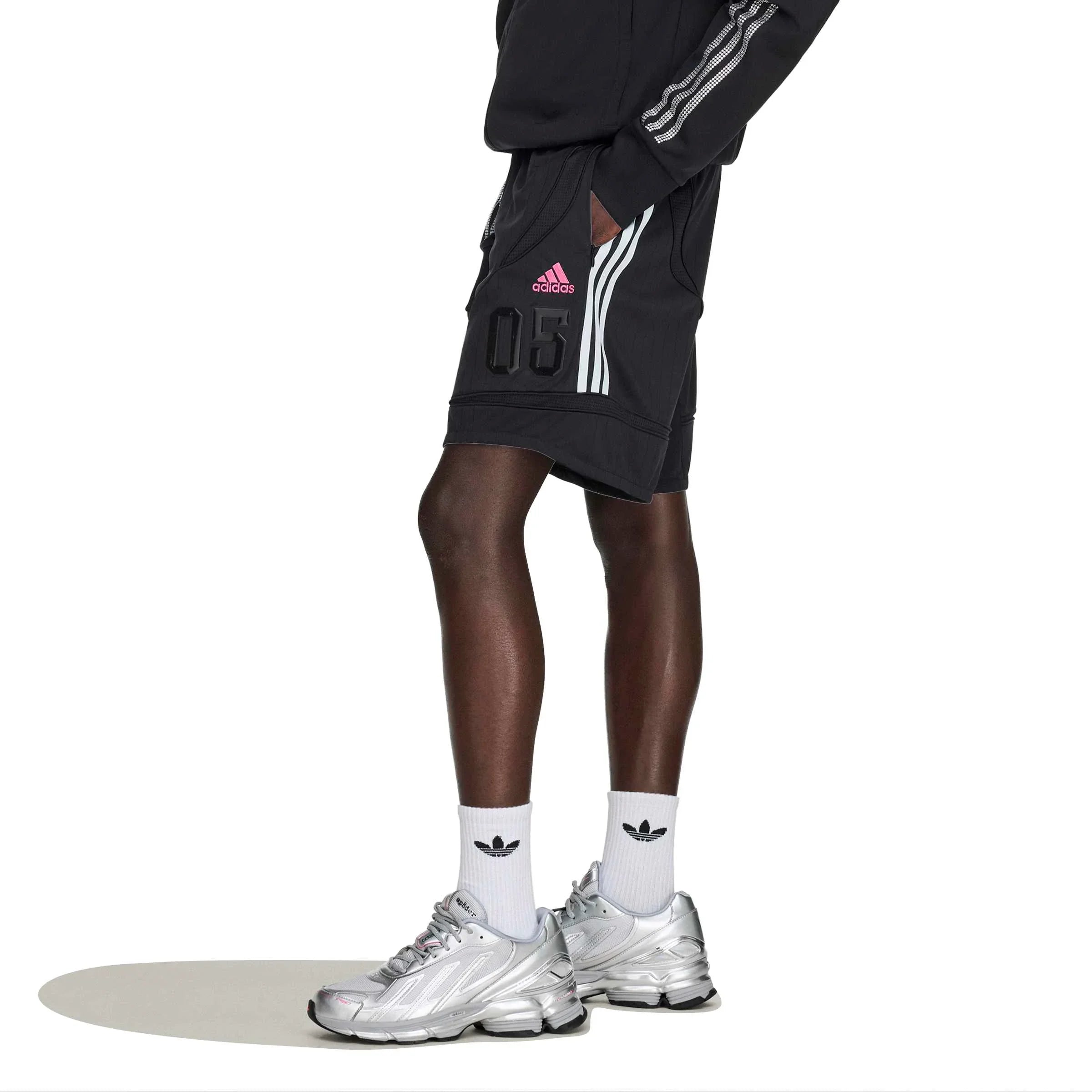 adidas_SP5DER_Short_KQ5859__6_.jpg