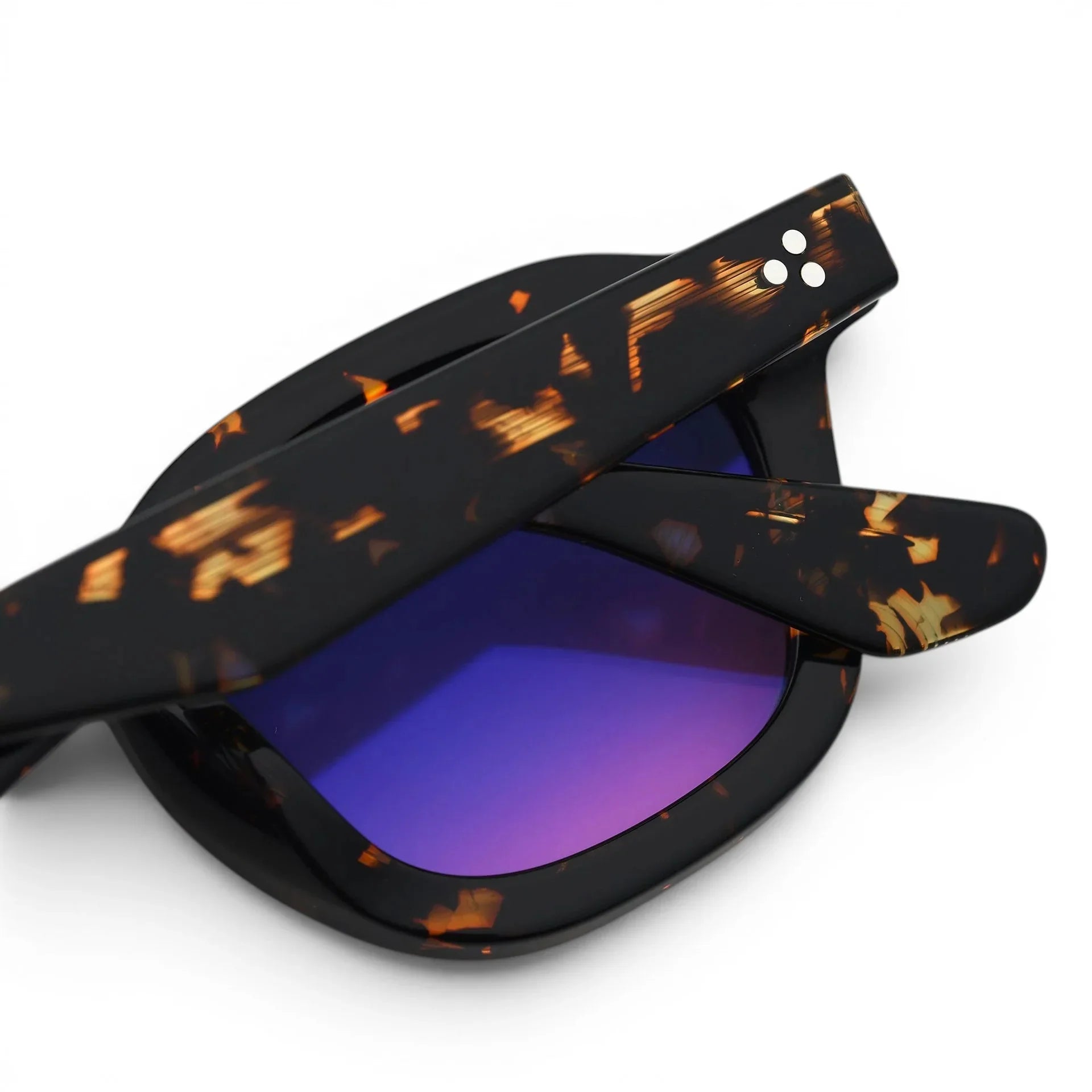 Akila Logos Sunglasses | thegoodlife. UAE