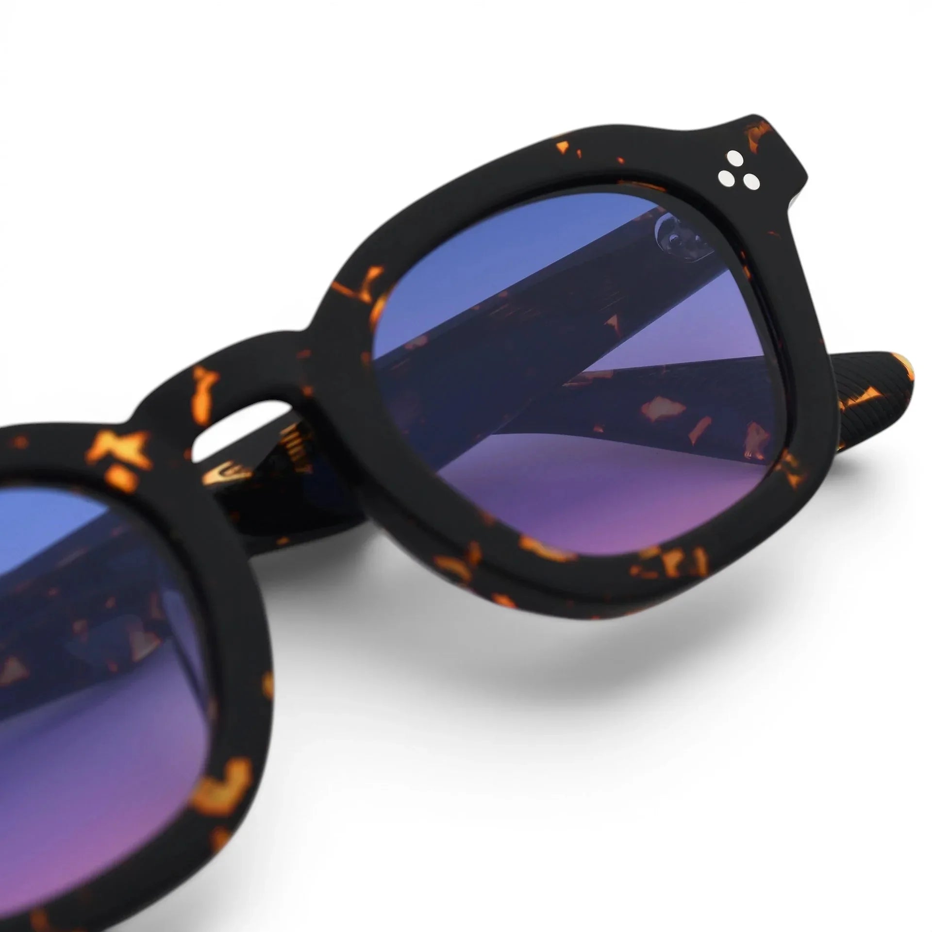 Akila Logos Sunglasses | thegoodlife. UAE