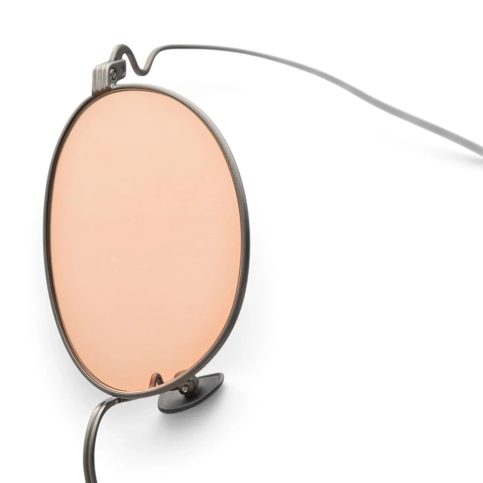 akila_petal_brushed_gunmetal_amber_2610_03_86__4_.jpg