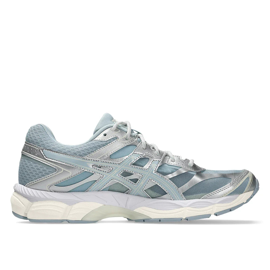 asics_gel_cumulus_16_sneakers_1203b218_400__2_.jpg