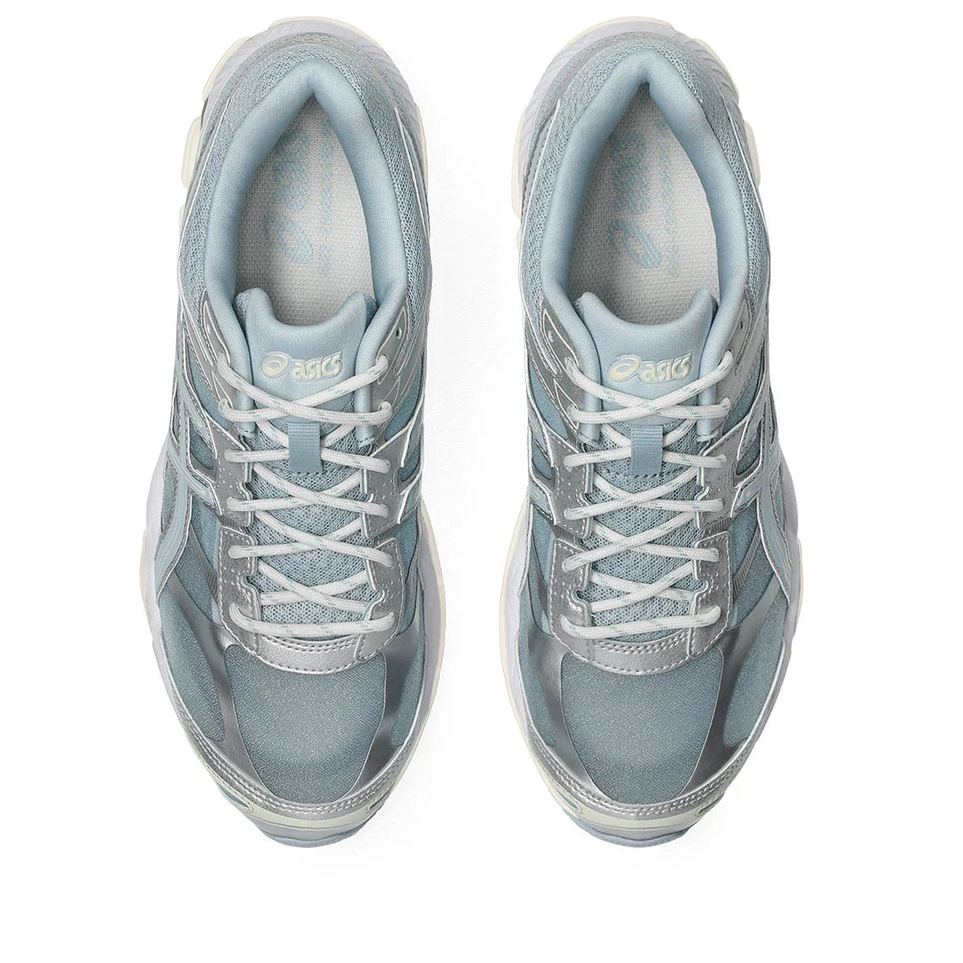 asics_gel_cumulus_16_sneakers_1203b218_400__7_.jpg