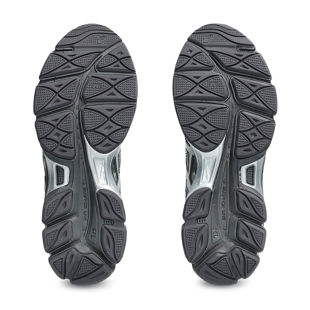 ASICS Gel-Cumulus 16 SSCB Sneakers | thegoodlife. UAE