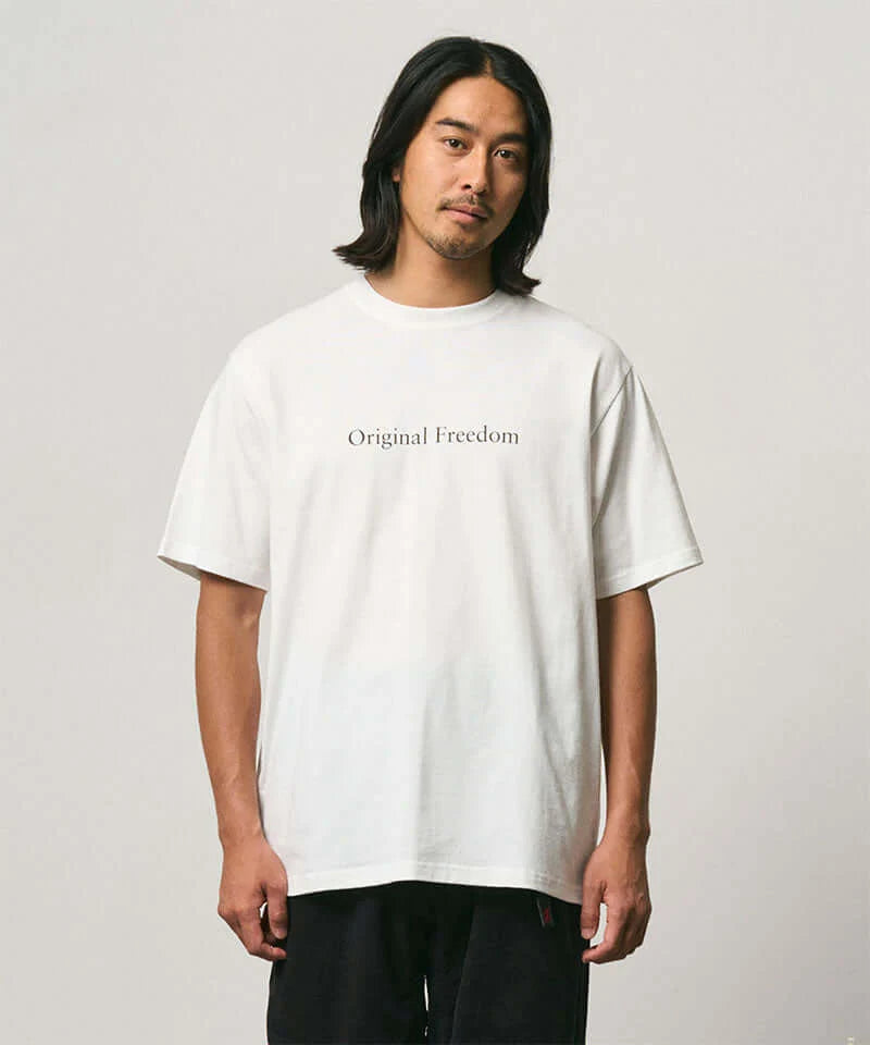 Vase Tee