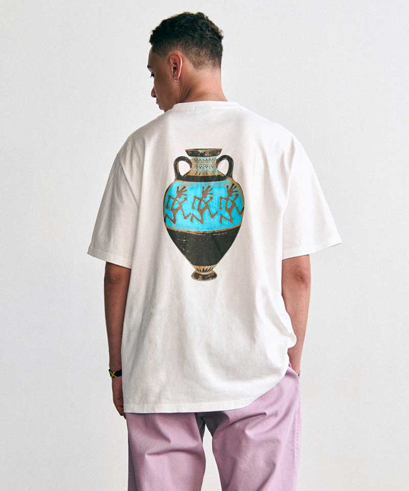 Vase Tee