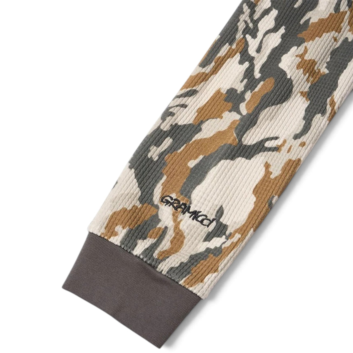 gramicci_waffle_crew_bark_camo__8_.jpg