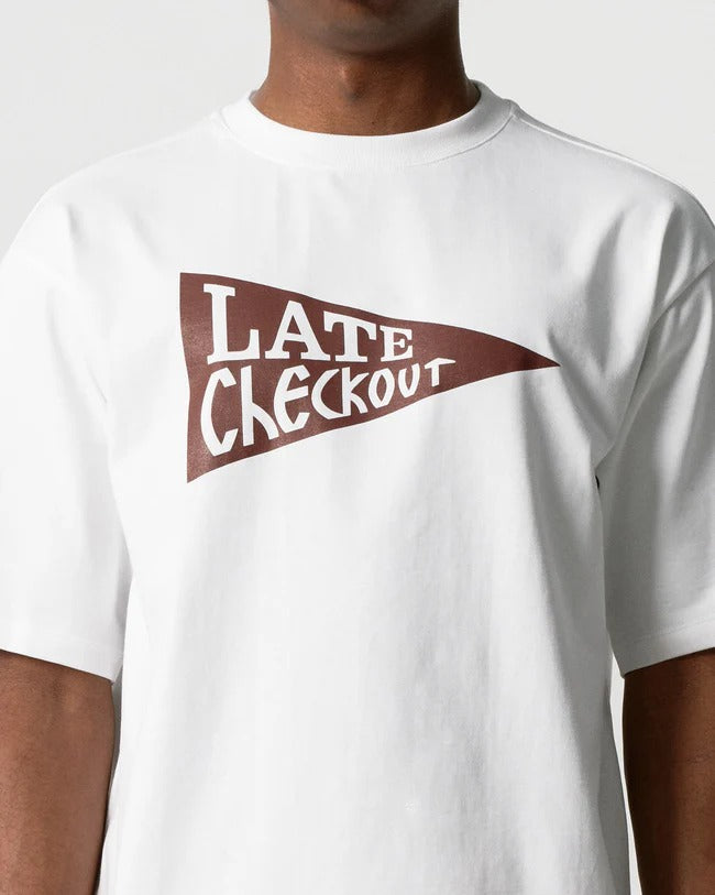 late_checkout_white_burgundy_flag_tee_white_lc_d09tee01__5_.jpg