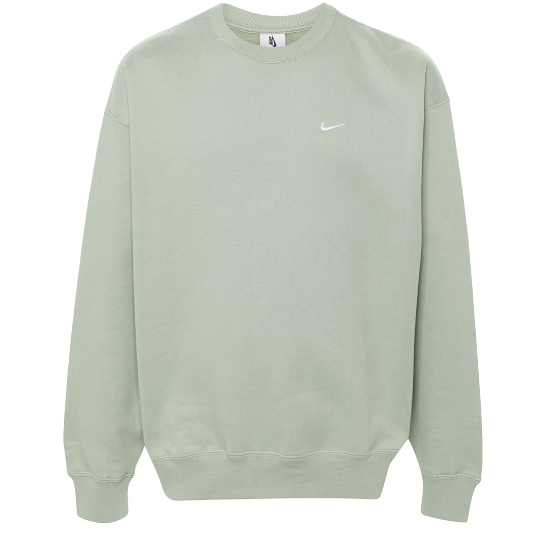 Nike Solo Swoosh Fleece Crew | thegoodlife. UAE