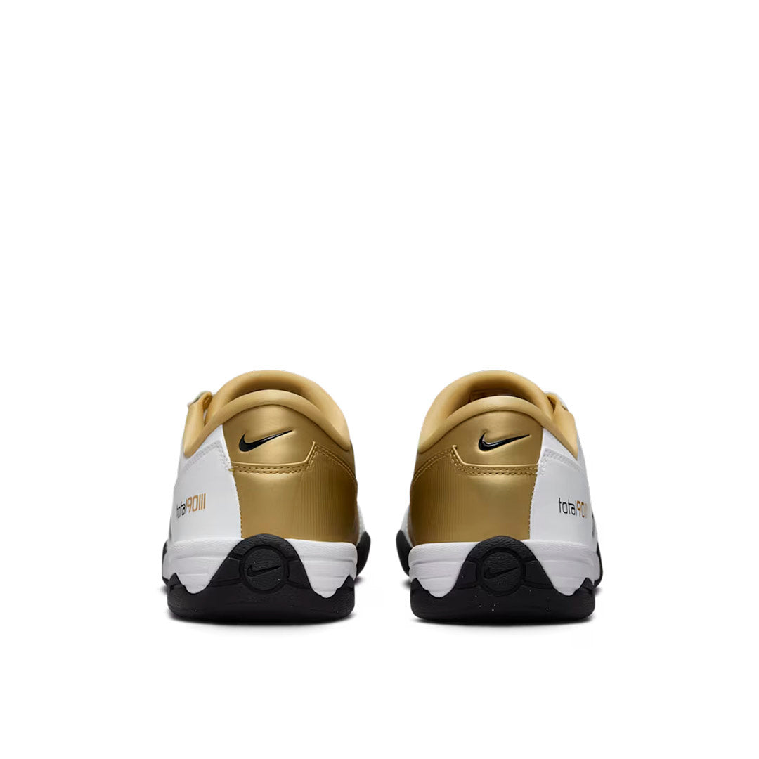 Nike Total 90 Sneakers | thegoodlife. UAE
