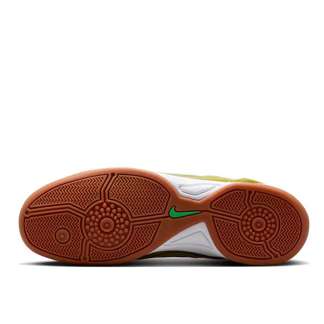 Nike Total 90 Sneakers | thegoodlife. UAE