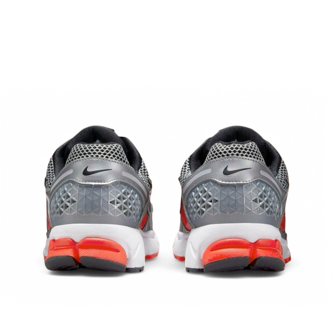Nike Zoom Vomero 5 Sneakers | thegoodlife. UAE