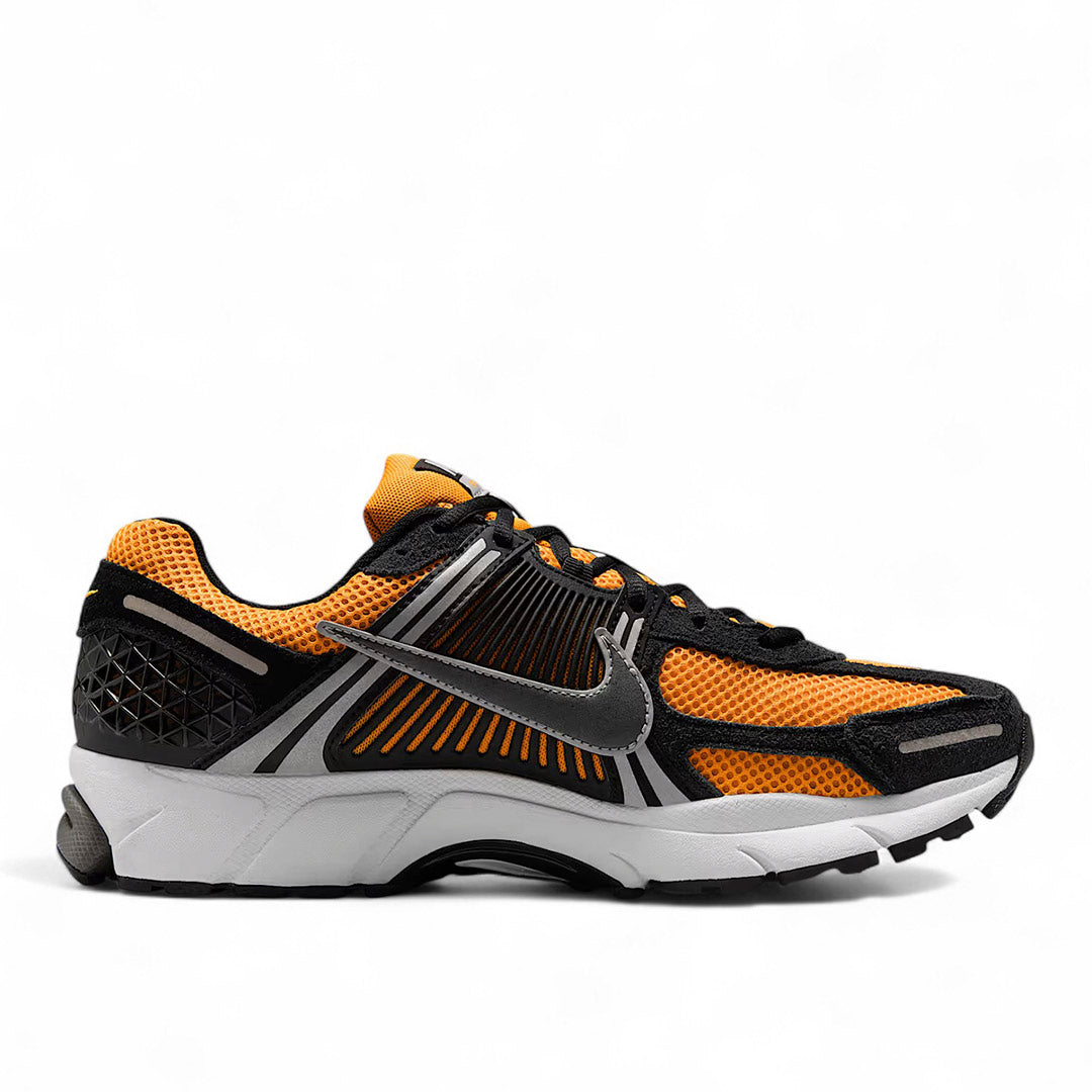 Nike Zoom Vomero 5 Sneakers | thegoodlife. UAE