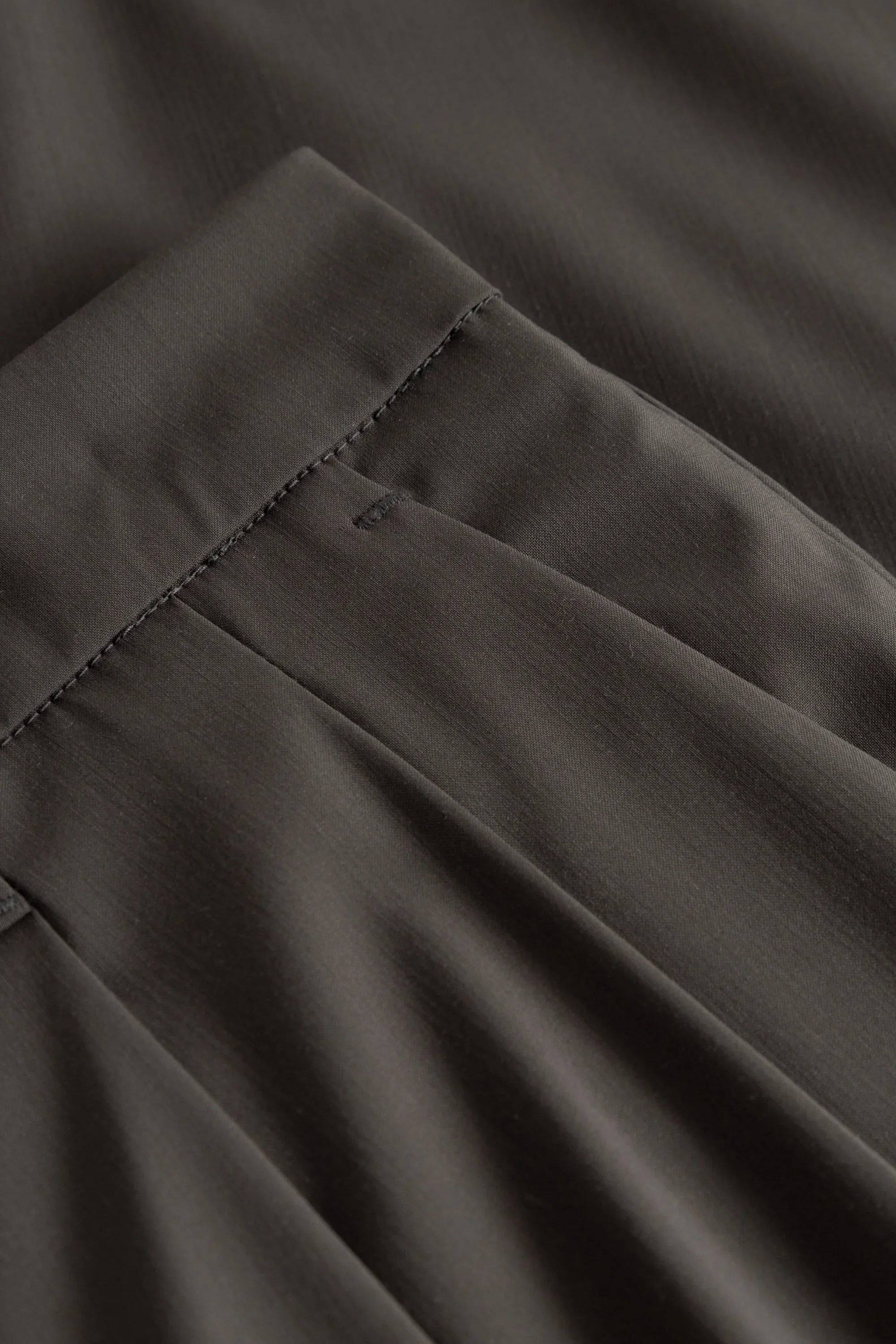 Norse Projects Hestur Relaxed Alpinix 37,5 Wool Trouser | thegoodlife. UAE
