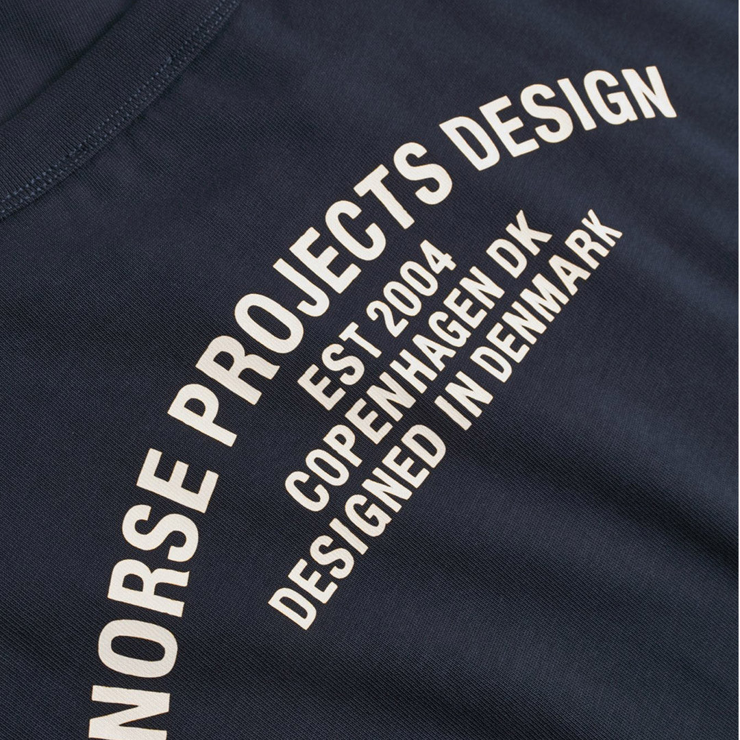norse_projects_simon_organic_arch_print_t_shirt_dark_navy_n01_0701__5_.jpg