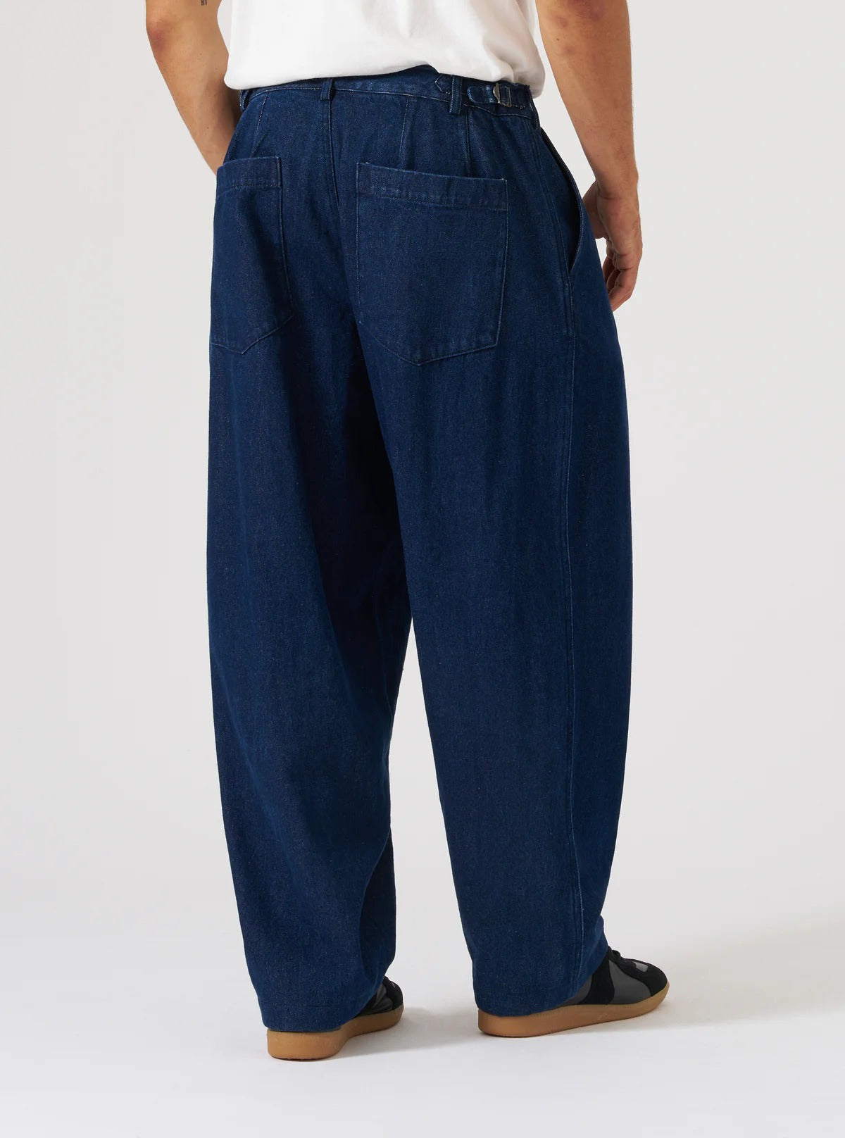 universal_works_indigo_work_denim_dutch_pant_33139i__2_.jpg