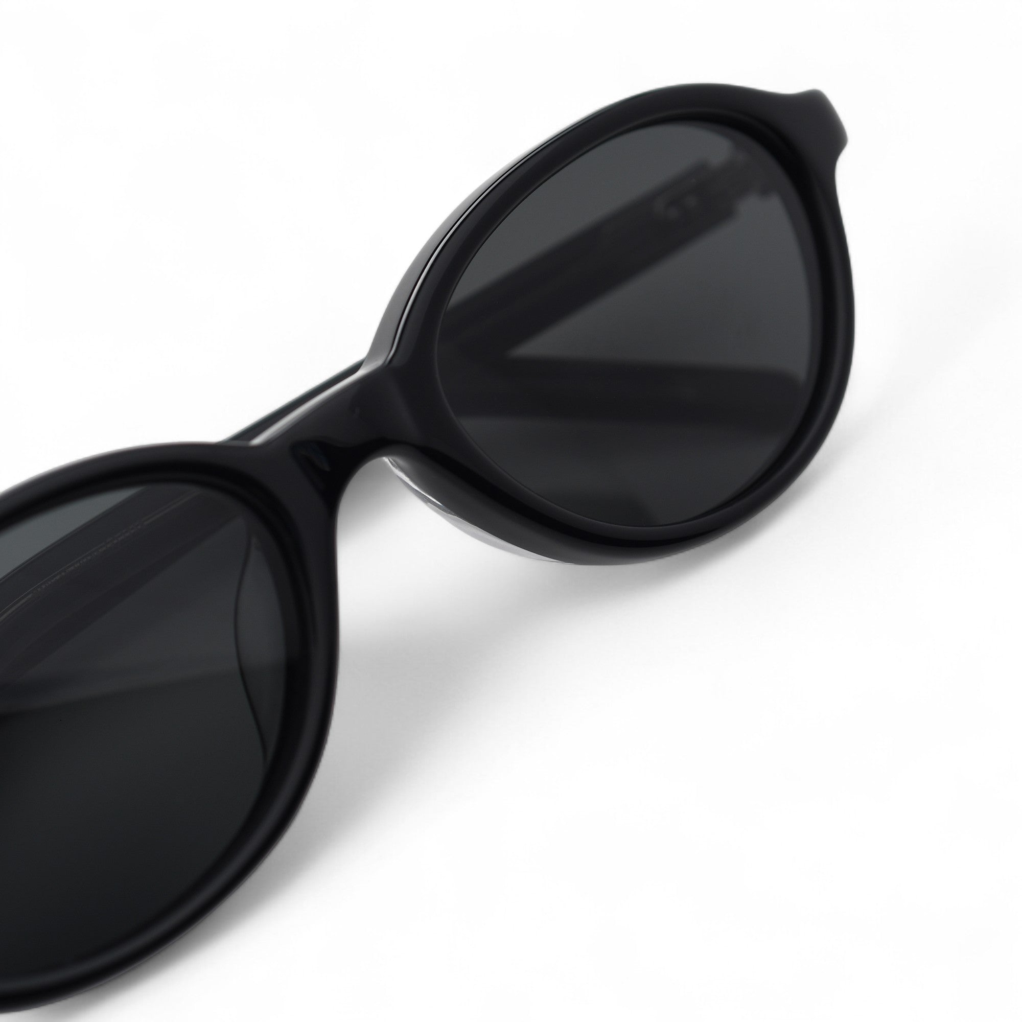 Akila Alien Sunglasses - Tortoise / Brown - Unisex