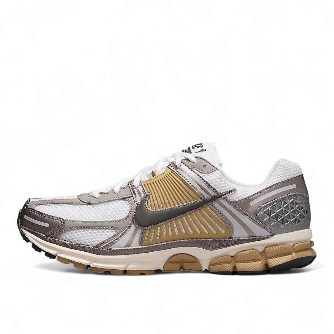 Nike Zoom Vomero 5 Sneakers | thegoodlife. UAE