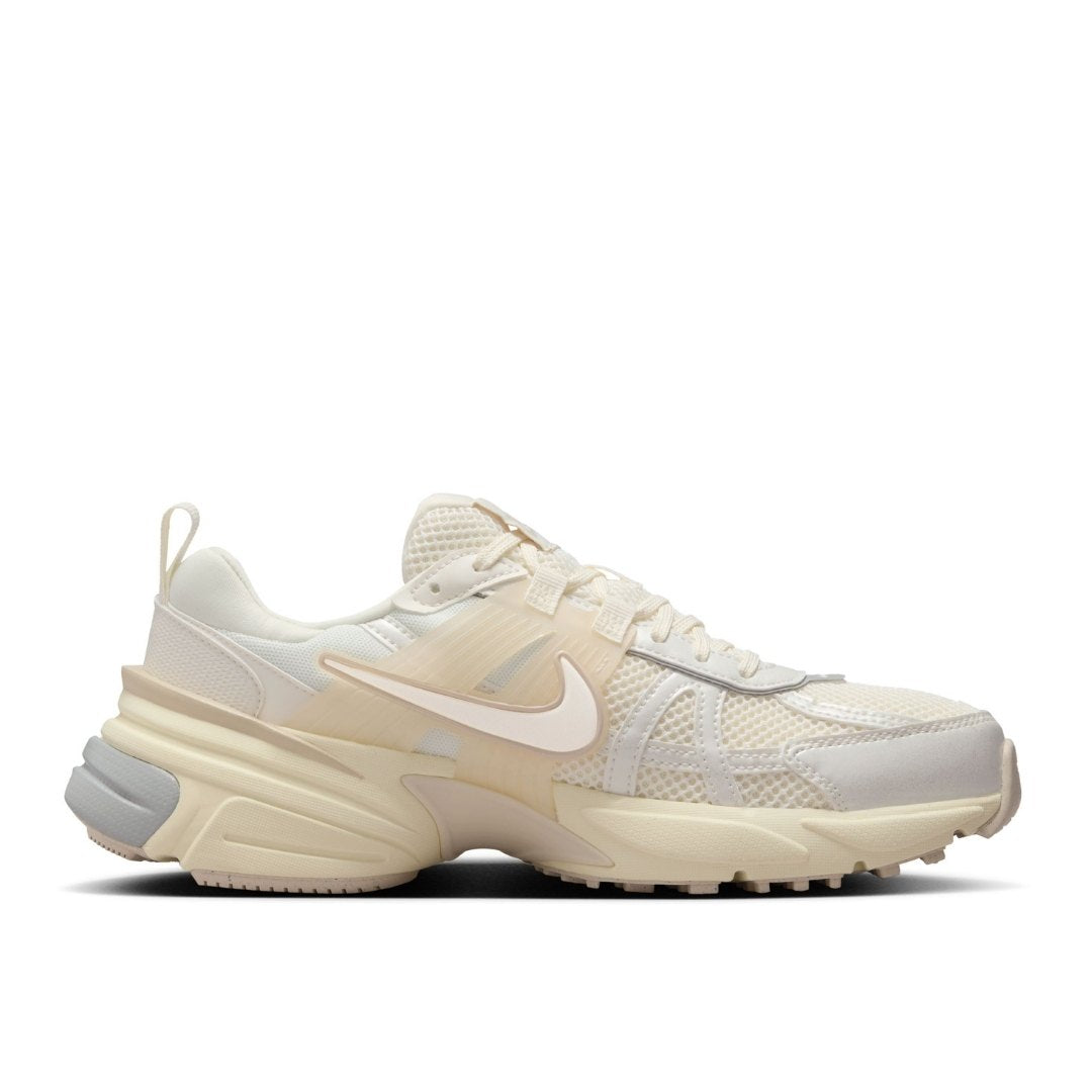 Nike - V2K Run Women's - Sneakers - thegoodlife.