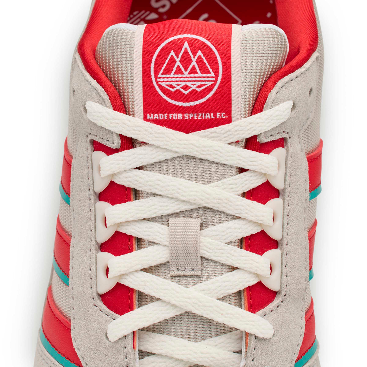 Liverpool F.C. SPZL Kirkdale II Sneakers