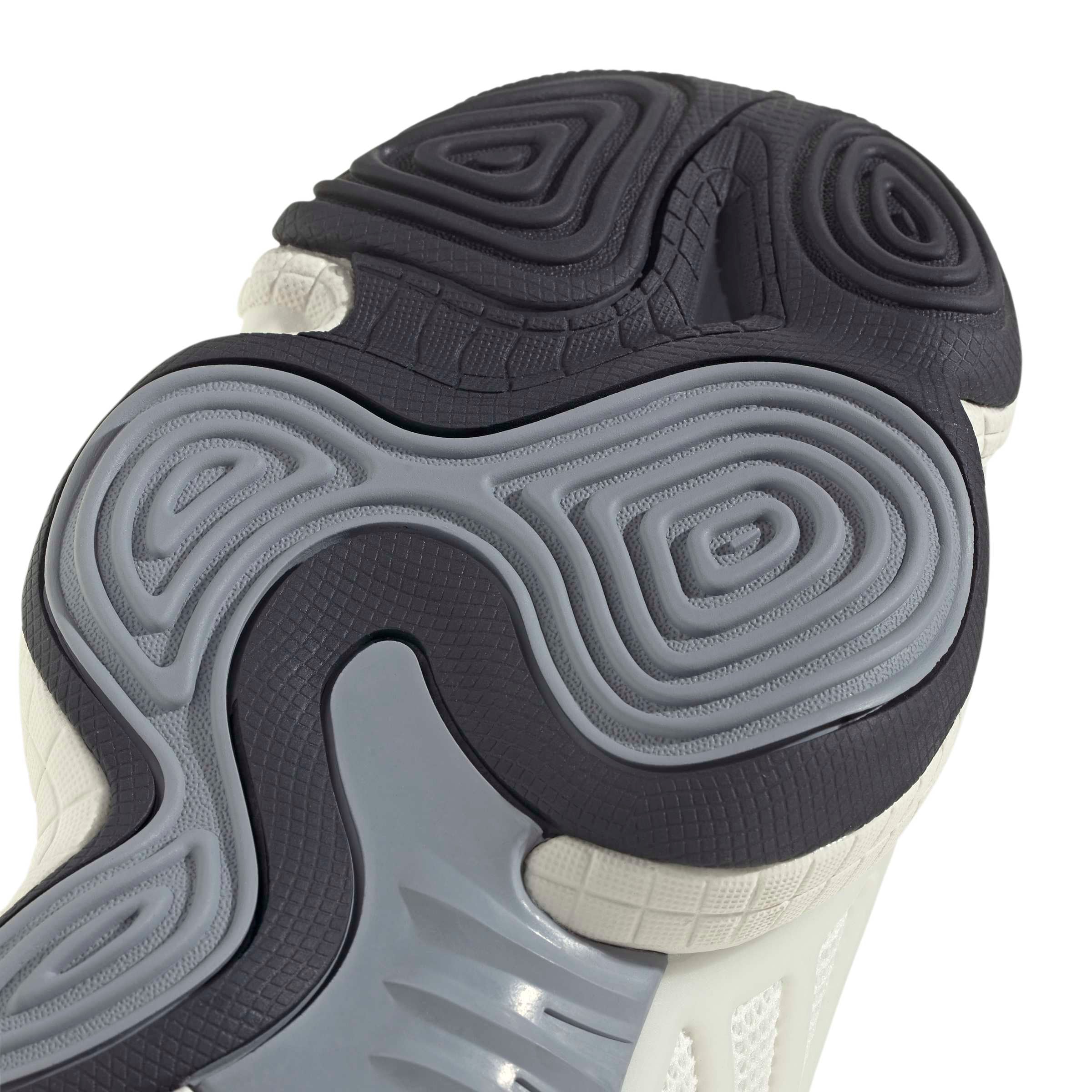 adidas_intimidation_hal_studios_sneakers_ih3922.jpg