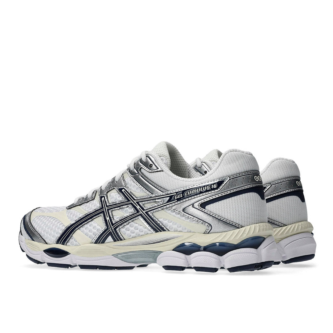Gel-Cumulus 16 Sneakers