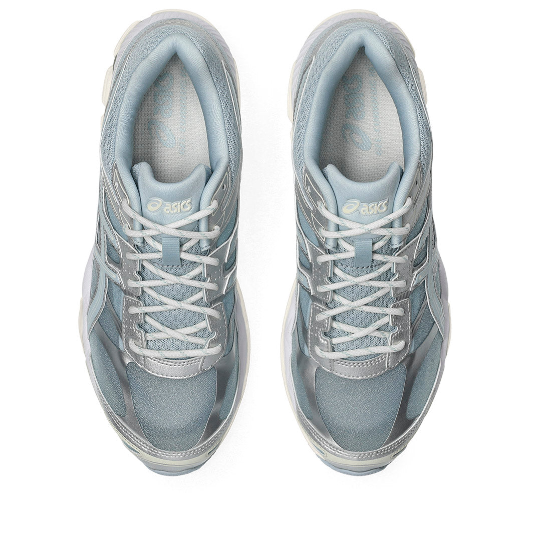 asics_gel_cumulus_16_sneakers_1203b218_400__7_.jpg