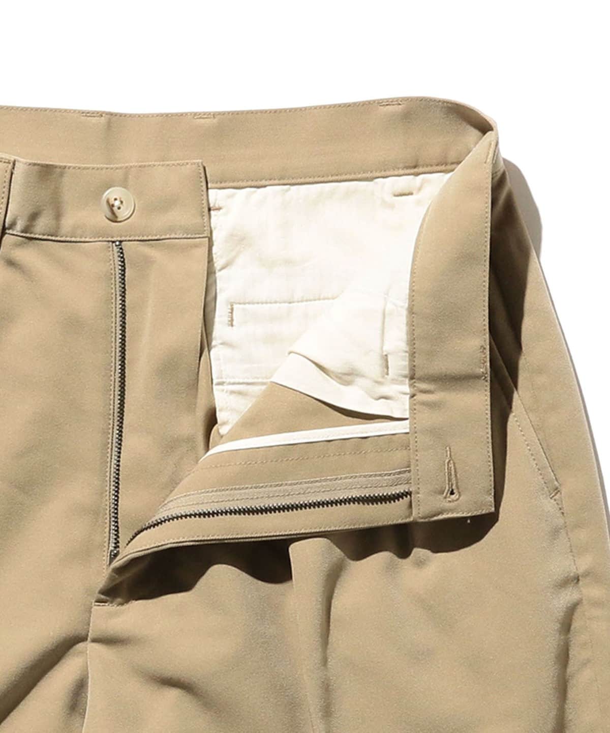 Beams Plus 2 Pleats Trousers PE Twill in Sand for Men | thegoodlife.
