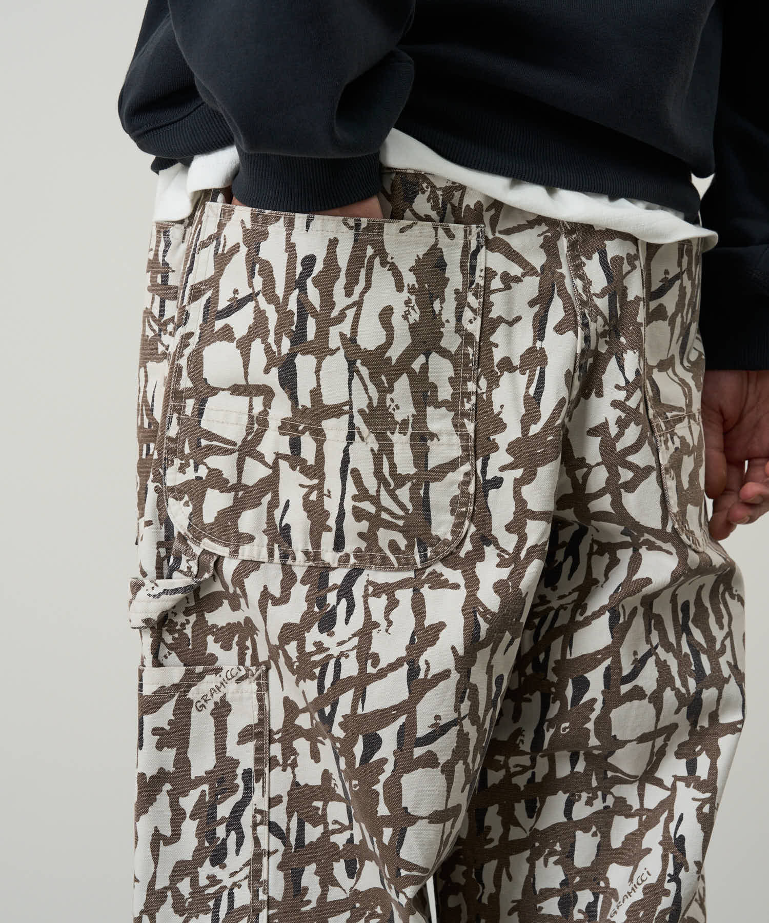 Gramicci Taos Canvas Pant in Grey Reed for Unisex | thegoodlife.