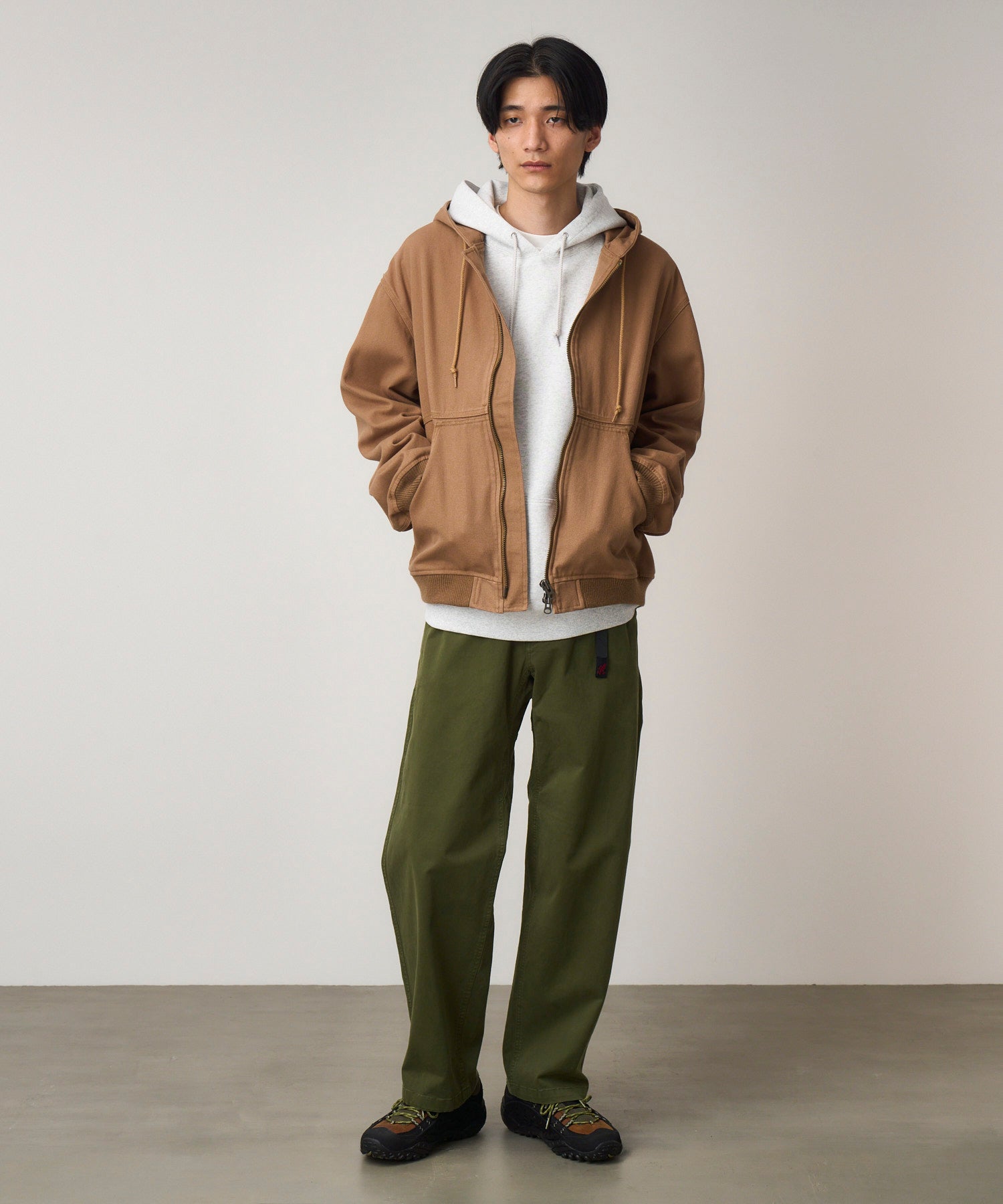 gramicci_cliff_pant_g5fm_p142_olive__2_.jpg