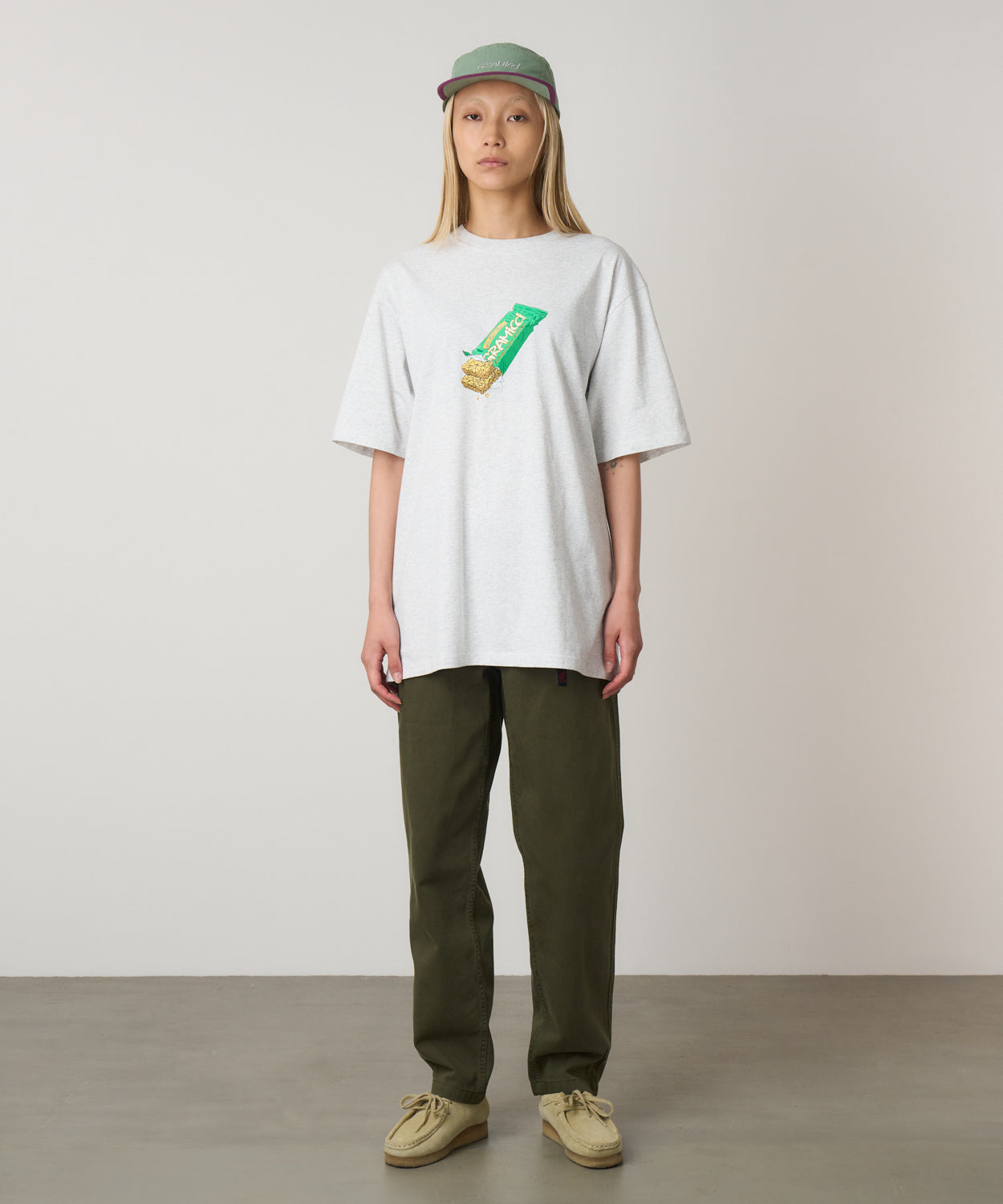 gramicci_granola_tee_g5fu_t080_heather_ash__5_.jpg