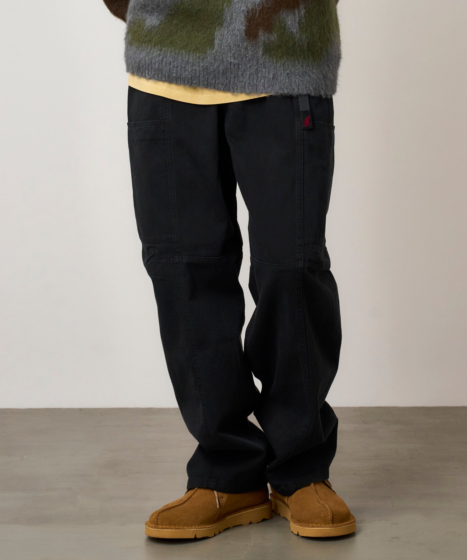 gramicci_voyager_pant_g5sm_p086_black__3_.jpg