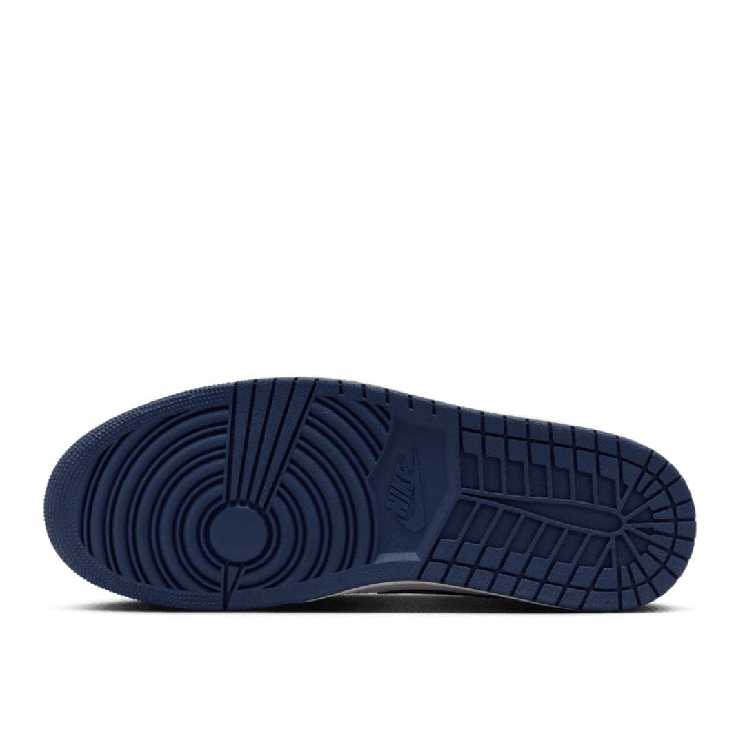 Jordan - Air Jordan 1 High OG - Sneakers - thegoodlife.