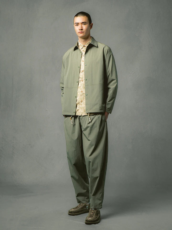 Armadale Coach Jacket In Olive 37.5® Tech