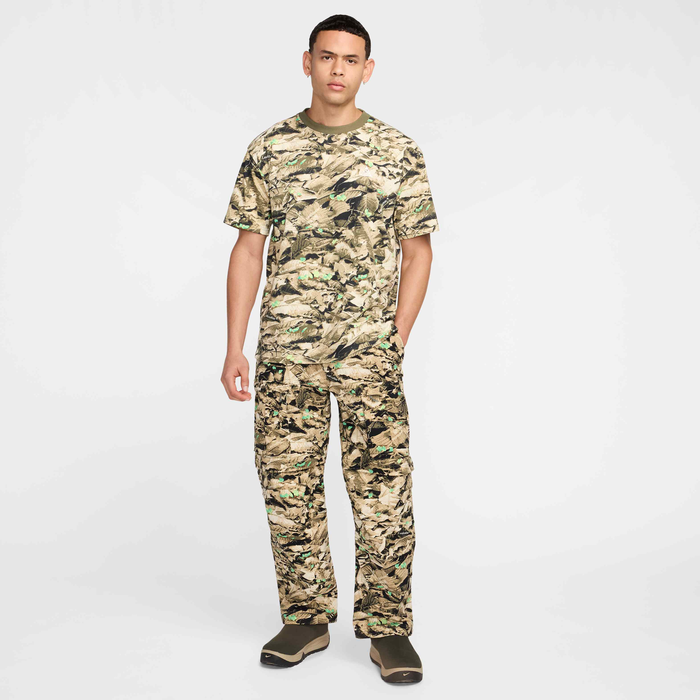 Nike ACG Dri-FIT Leafcutter T-Shirt - Medium Olive - Men Nike ACG Dri-FIT Leafcutter T-Shirt - Medium Olive - Men