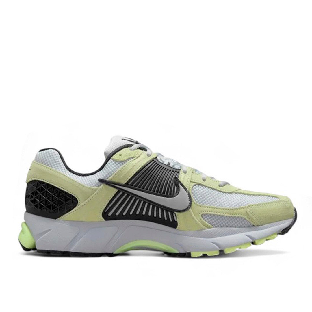 Nike Zoom Vomero 5 Sneakers - thegoodlife.