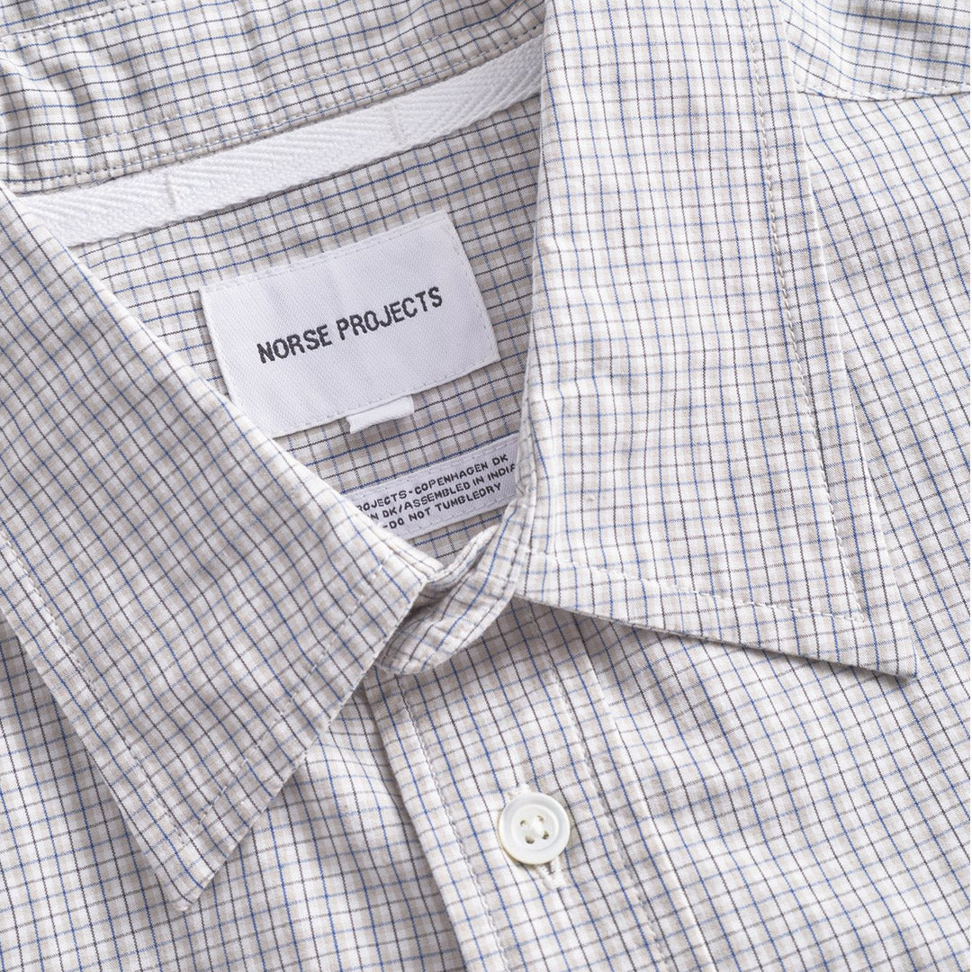 norse_projects_algot_poplin_check_shirt_oatmeal_n40_0846__4_.jpg