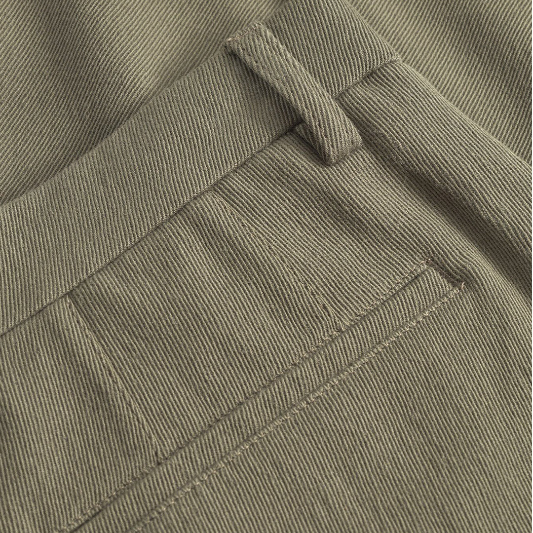 norse_projects_benn_relaxed_cavalry_cotton_wool_pleated_trouser_olive_night_n25_0429__8_.jpg