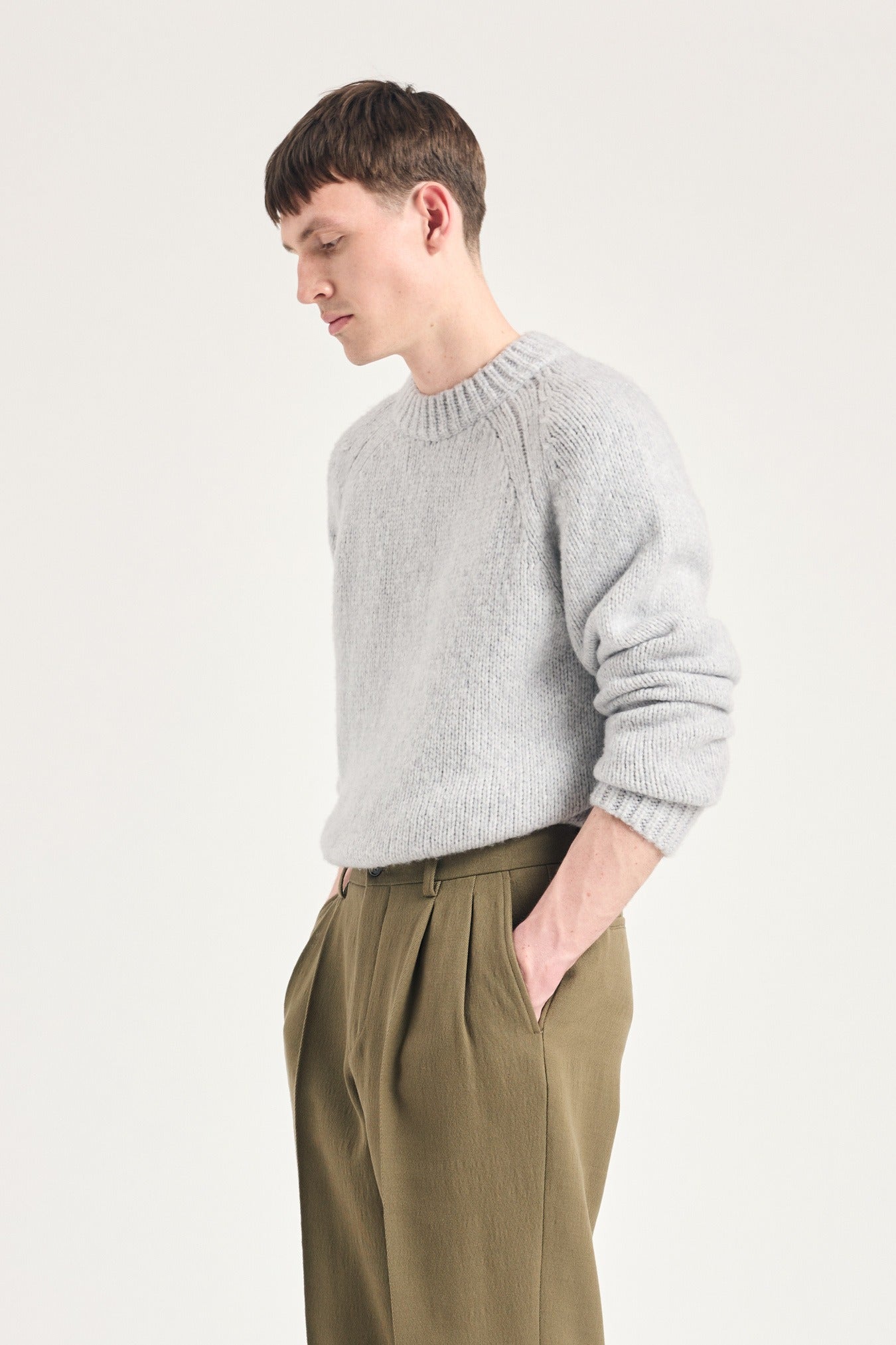 norse_projects_birger_wool_raglan_light_grey_melange_n45_0657__3_.jpg