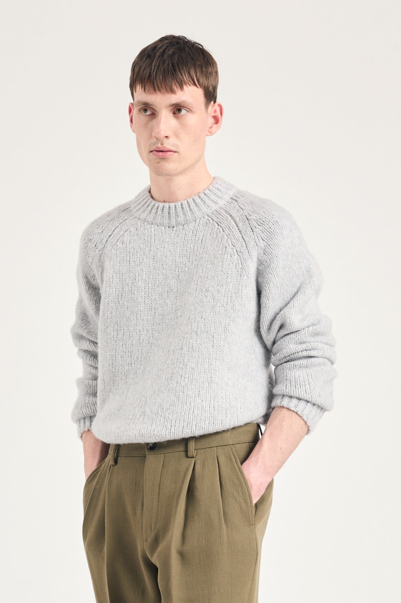 norse_projects_birger_wool_raglan_light_grey_melange_n45_0657__5_.jpg