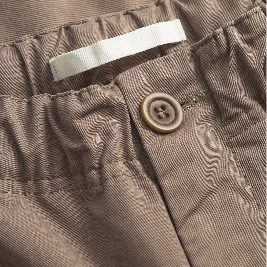 norse_projects_ezra_regular_mineral_dyed_fine_twill_trousers_walnut_n25_0431__6_.jpg