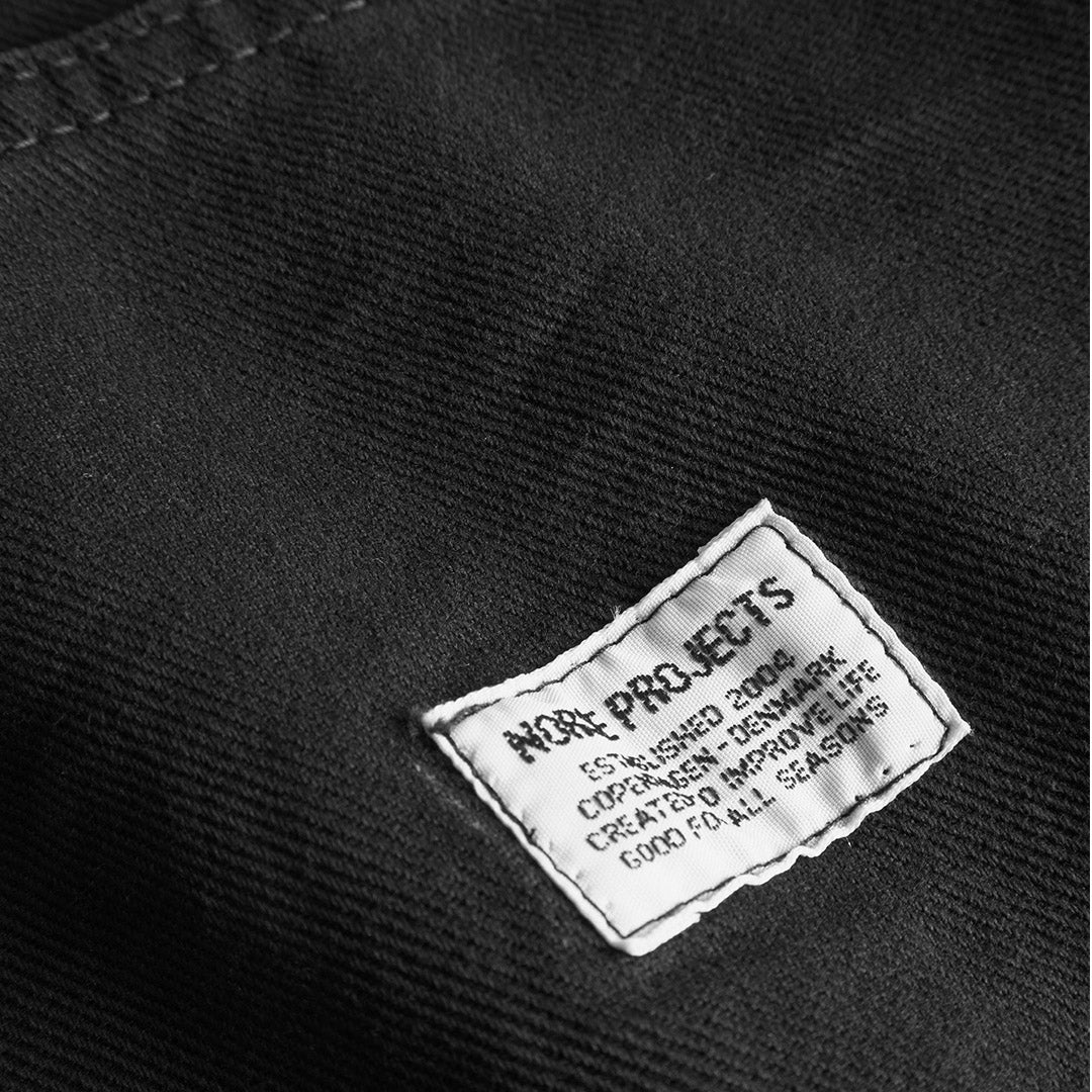 norse_projects_mogens_relaxed_5_pocket_heavy_twill_black_n25_0423__5_.jpg